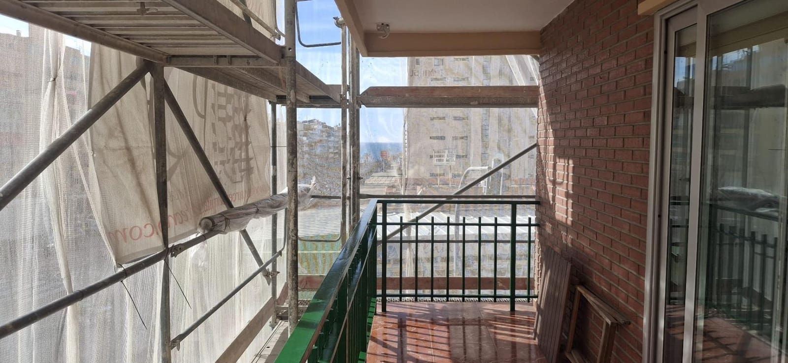 Piso de 3 habitaciones en Benidorm en venta con garaje - 315.000 € (Ref: 8755751)