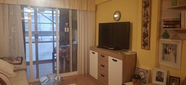 2 soveværelse Lejlighed til salg i Centro Urbano, Benidorm - € 183.750 (Ref: 8778530)