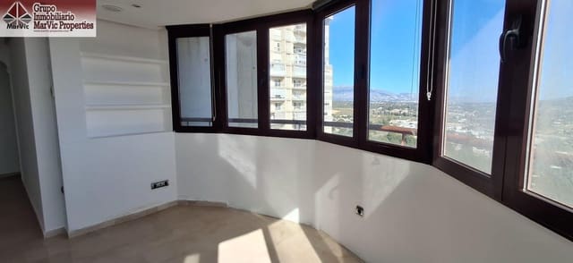 2 makuuhuone Asunto myytävänä paikassa Benidorm mukana uima-altaan - 244 000 € (Ref: 8783999)