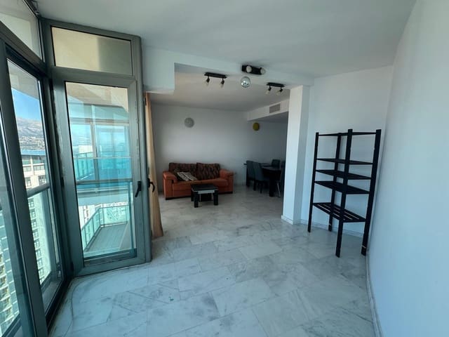 Apartamento de 2 habitaciones en Benidorm en venta con piscina garaje - 330.000 € (Ref: 8789519)