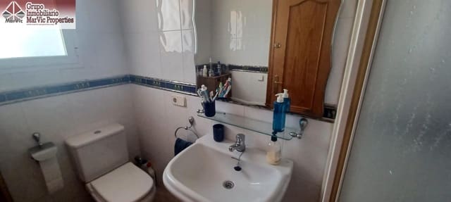 Chalet de 4 habitaciones en Barranco Hondo, La Nucia en venta con piscina garaje - 430.000 € (Ref: 8792788)