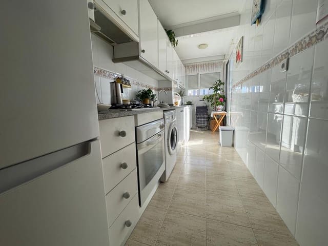 2 makuuhuone Huoneisto myytävänä paikassa Levante, Benidorm mukana uima-altaan - 250 000 € (Ref: 8847350)