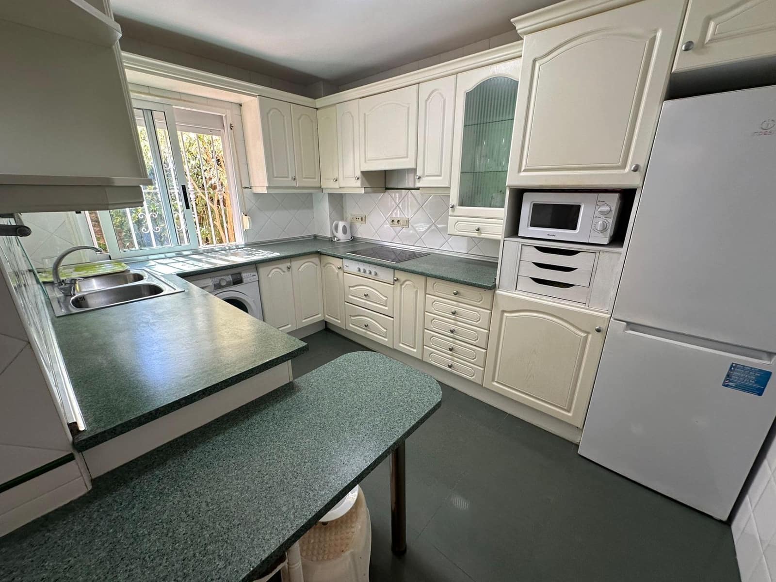 6 soveværelse Villa til salg i Benidorm med swimmingpool garage - € 480.000 (Ref: 8847356)