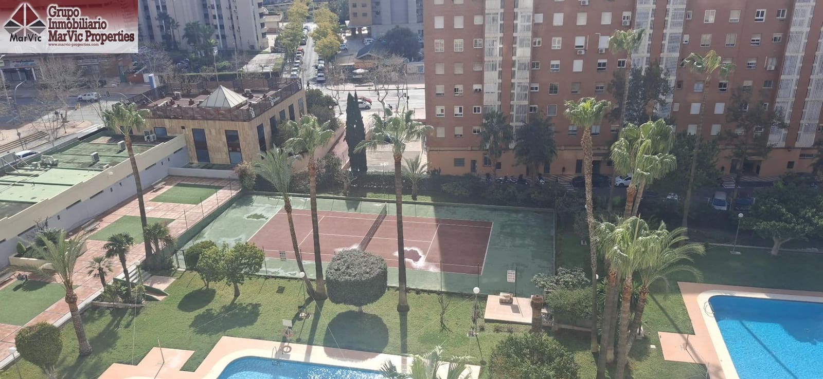 2 sovrum Lägenhet till salu i Benidorm med pool - 220 000 € (Ref: 8862621)