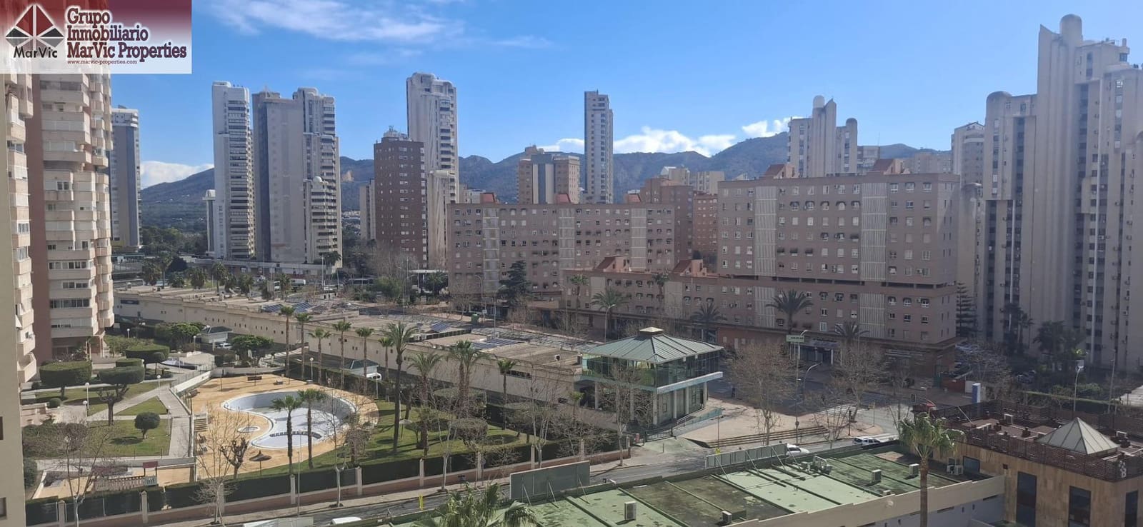 2 sovrum Lägenhet till salu i Benidorm med pool - 220 000 € (Ref: 8862621)