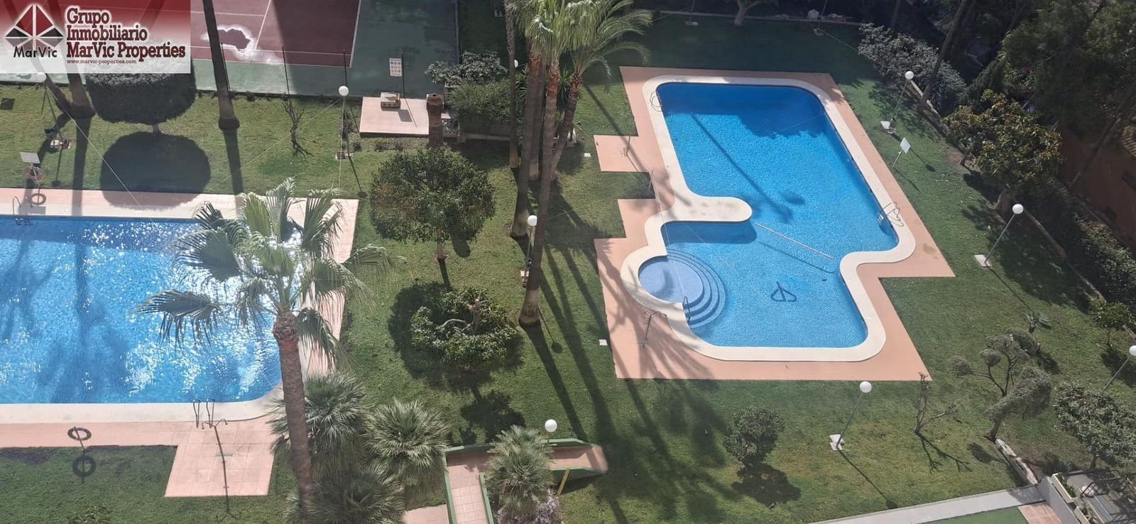 2 sovrum Lägenhet till salu i Benidorm med pool - 220 000 € (Ref: 8862621)