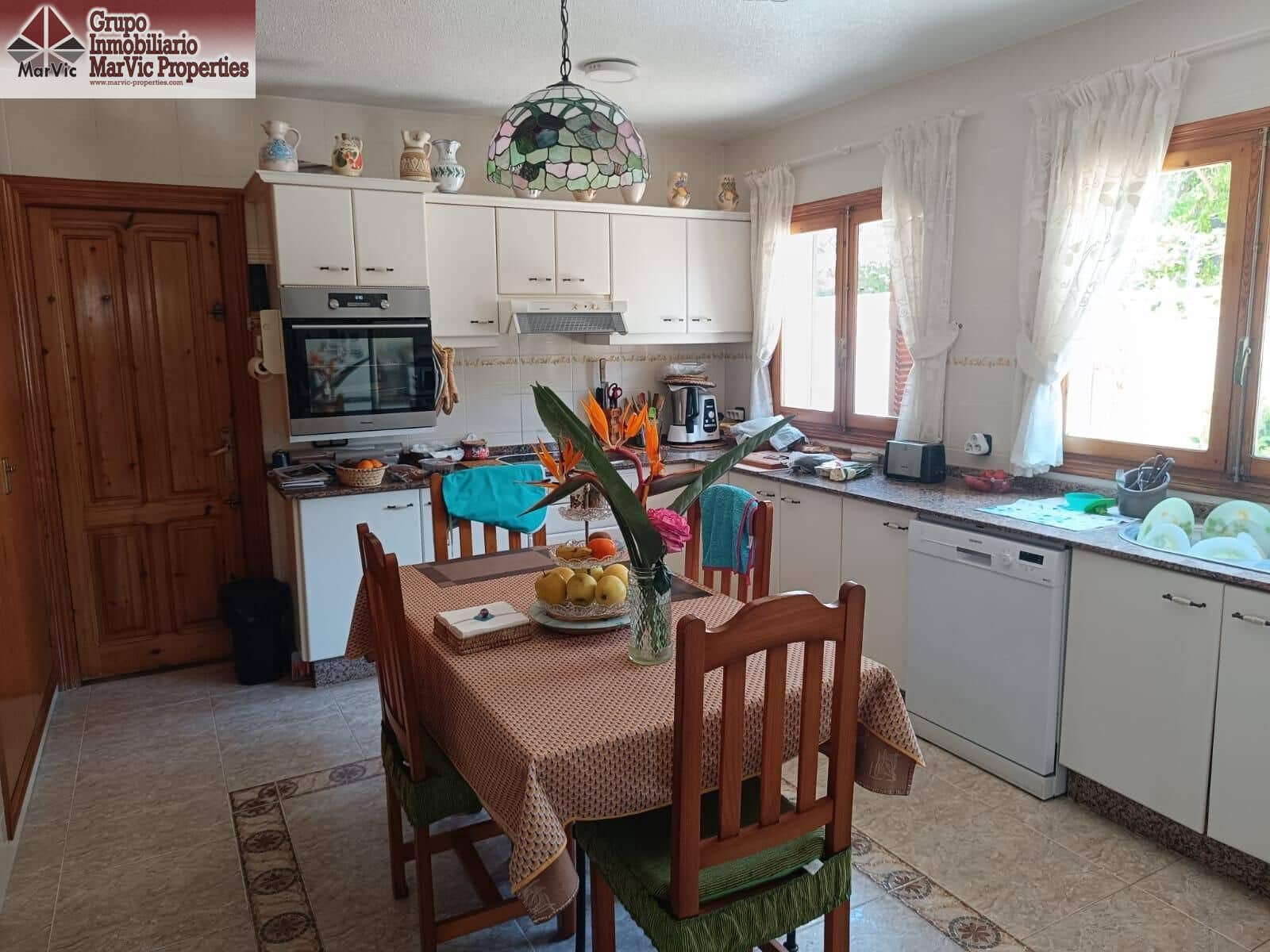 5 soveværelse Villa til salg i Benidorm med swimmingpool - € 770.000 (Ref: 8915286)