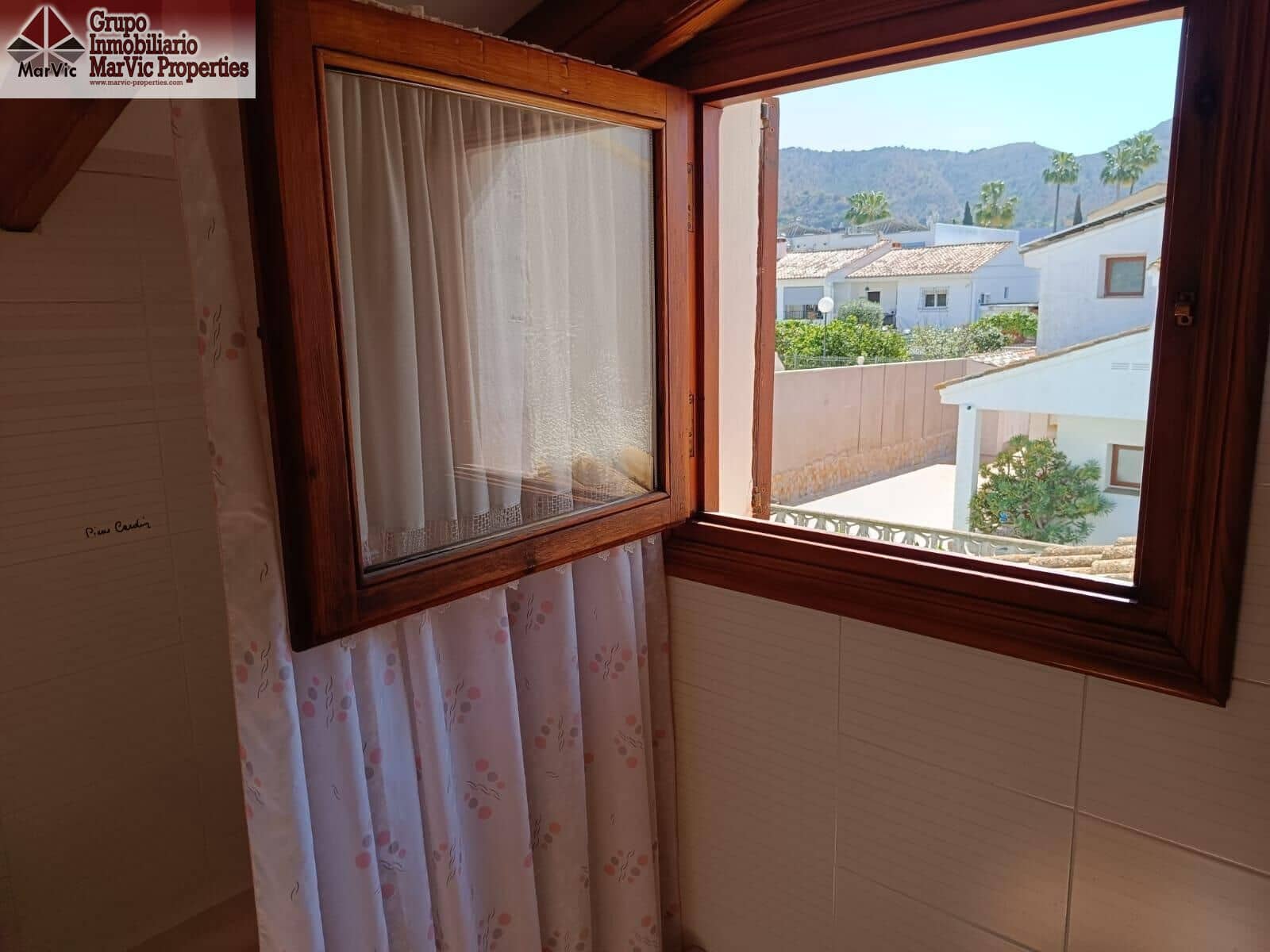 5 soveværelse Villa til salg i Benidorm med swimmingpool - € 770.000 (Ref: 8915286)