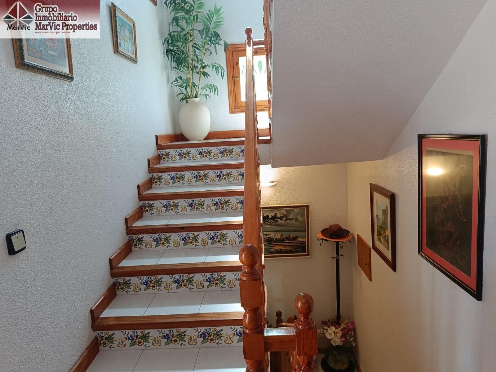 5 soveværelse Villa til salg i Benidorm med swimmingpool - € 770.000 (Ref: 8915286)