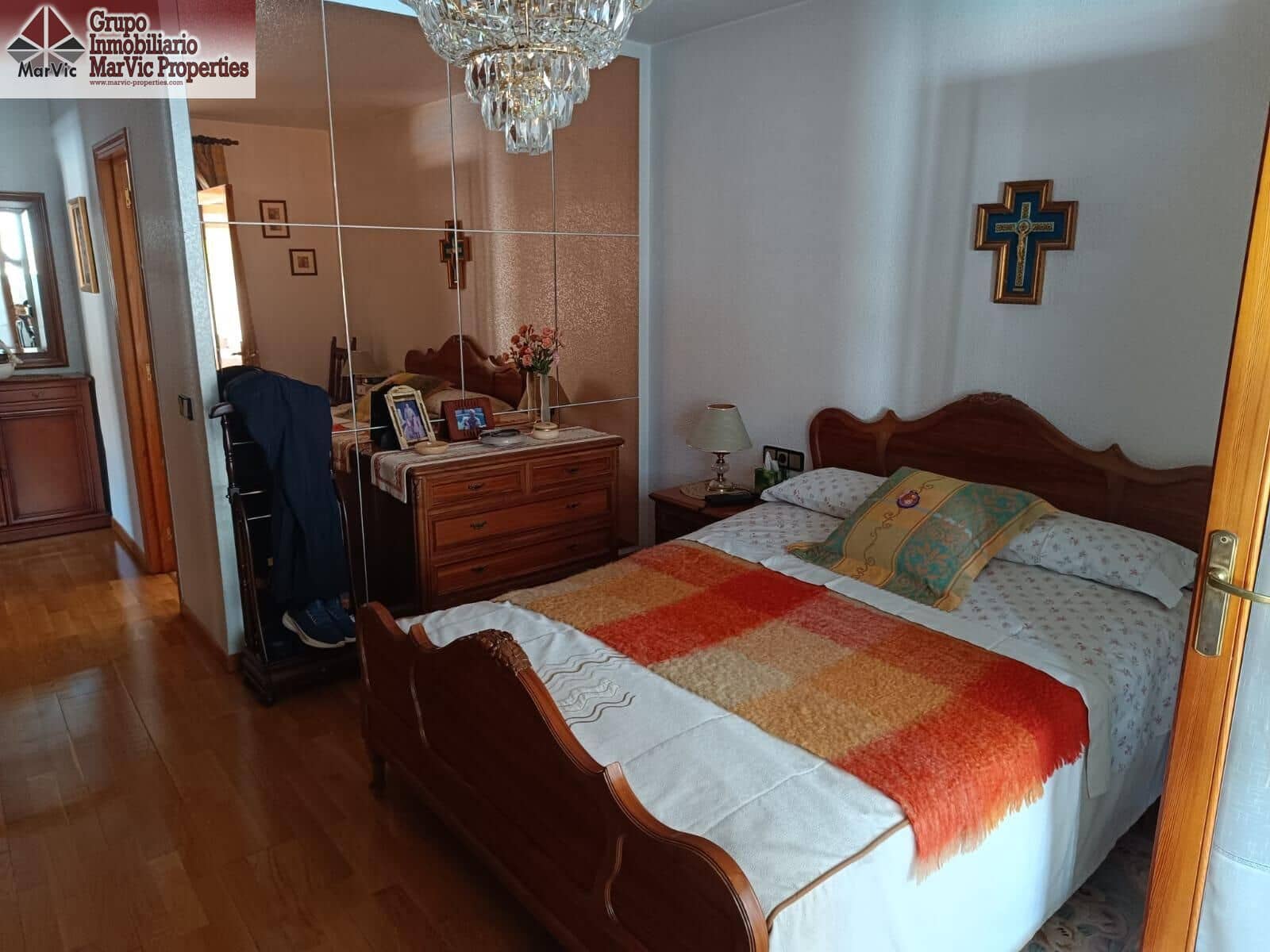 5 soveværelse Villa til salg i Benidorm med swimmingpool - € 770.000 (Ref: 8915286)