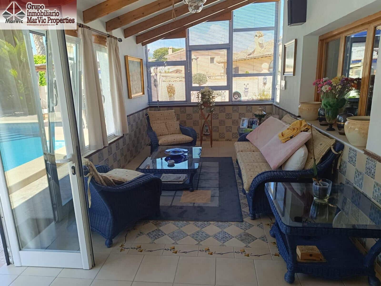 5 soveværelse Villa til salg i Benidorm med swimmingpool - € 770.000 (Ref: 8915286)