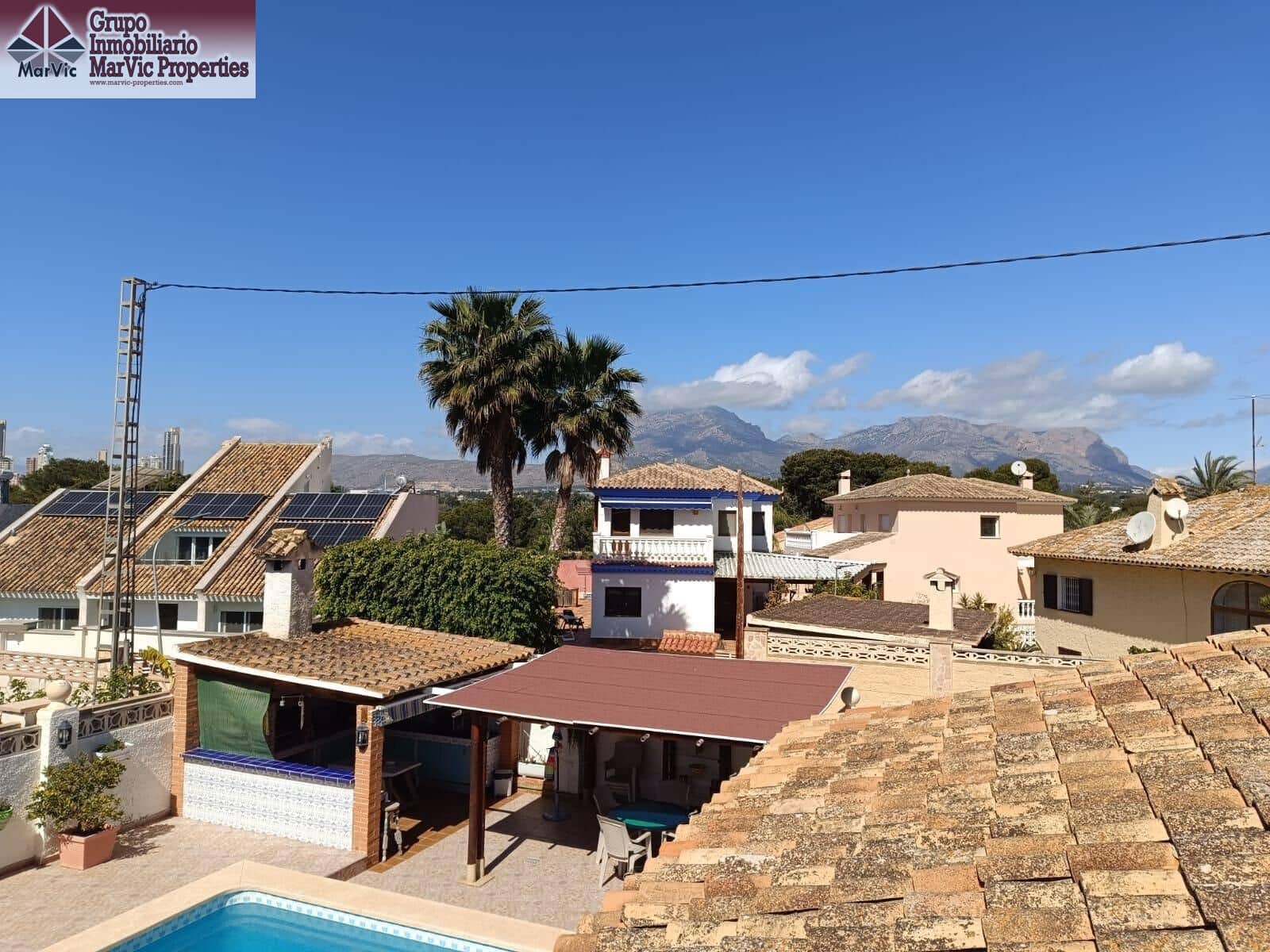5 soveværelse Villa til salg i Benidorm med swimmingpool - € 770.000 (Ref: 8915286)