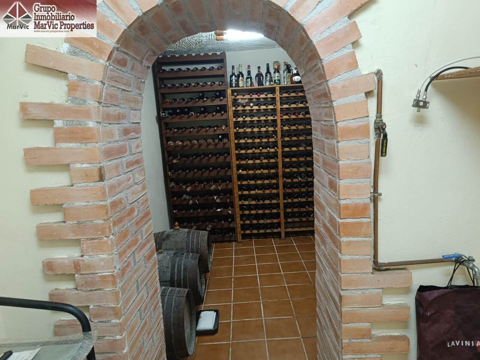 5 soveværelse Villa til salg i Benidorm med swimmingpool - € 770.000 (Ref: 8915286)