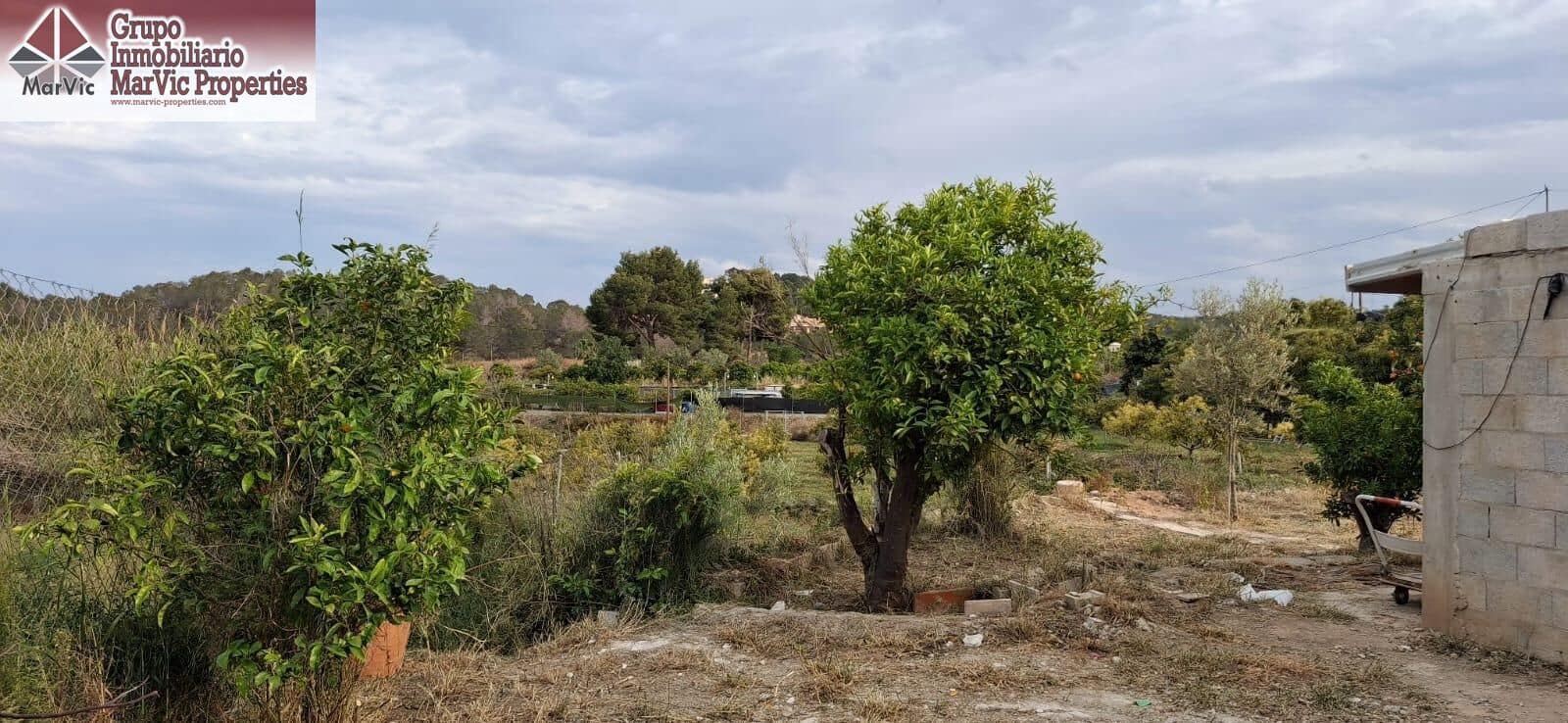 Grunde uden byggetilladelser til salg i La Nucia - € 62.500 (Ref: 8923697)