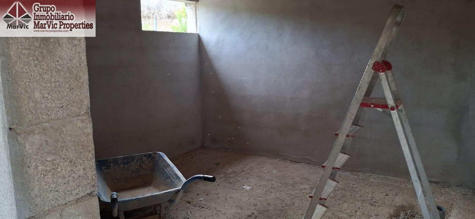 Grunde uden byggetilladelser til salg i La Nucia - € 62.500 (Ref: 8923697)