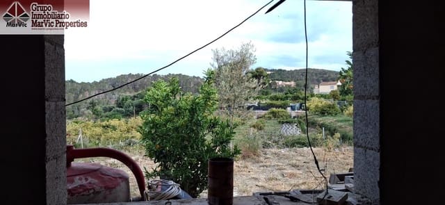 Grunde uden byggetilladelser til salg i La Nucia - € 62.500 (Ref: 8923697)