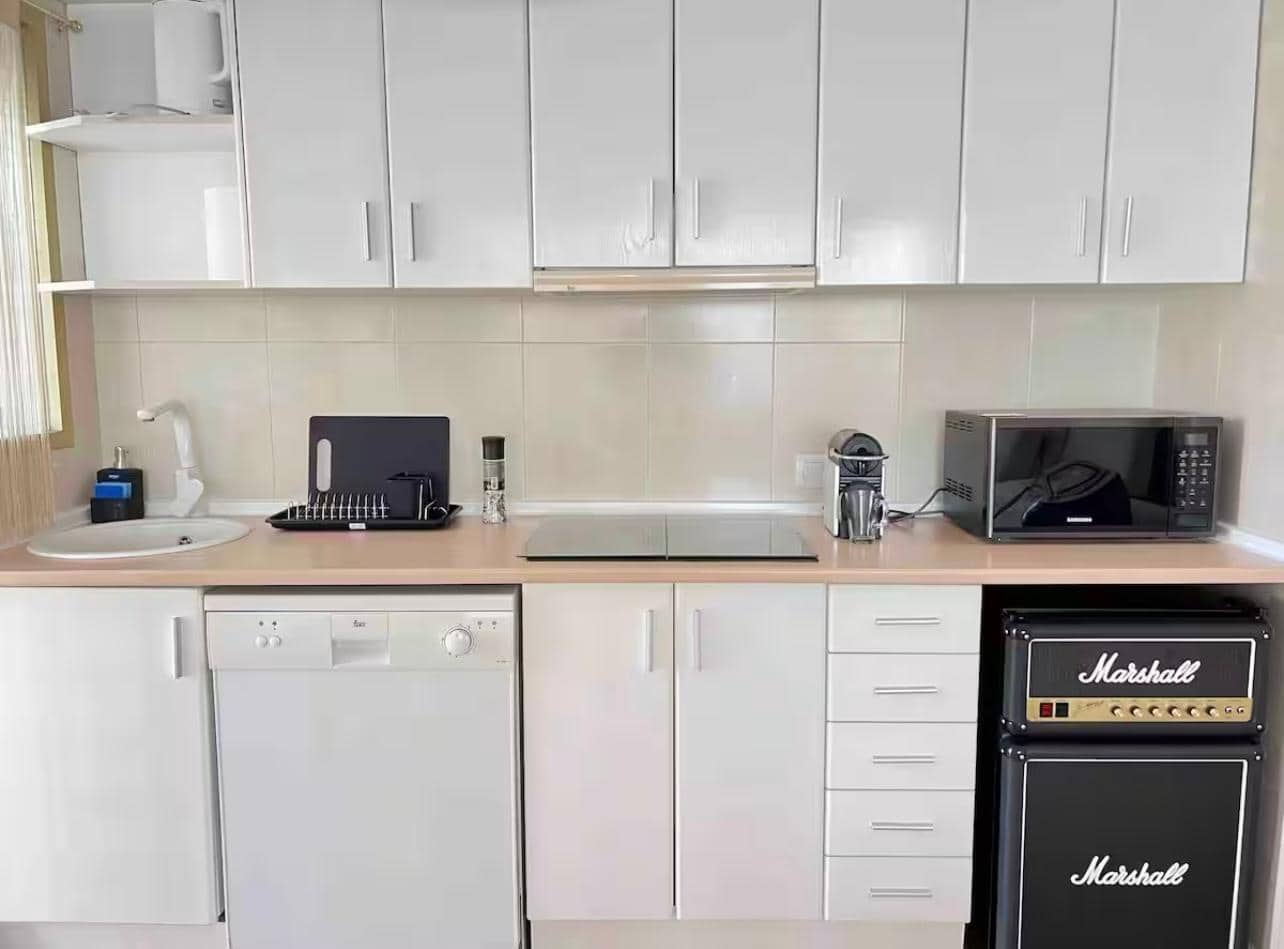 1 quarto Apartamento para venda em Benidorm com piscina - 195 000 € (Ref: 8944076)