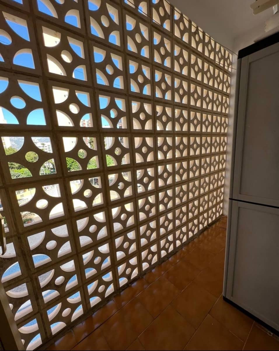 1 quarto Apartamento para venda em Benidorm com piscina - 195 000 € (Ref: 8944076)