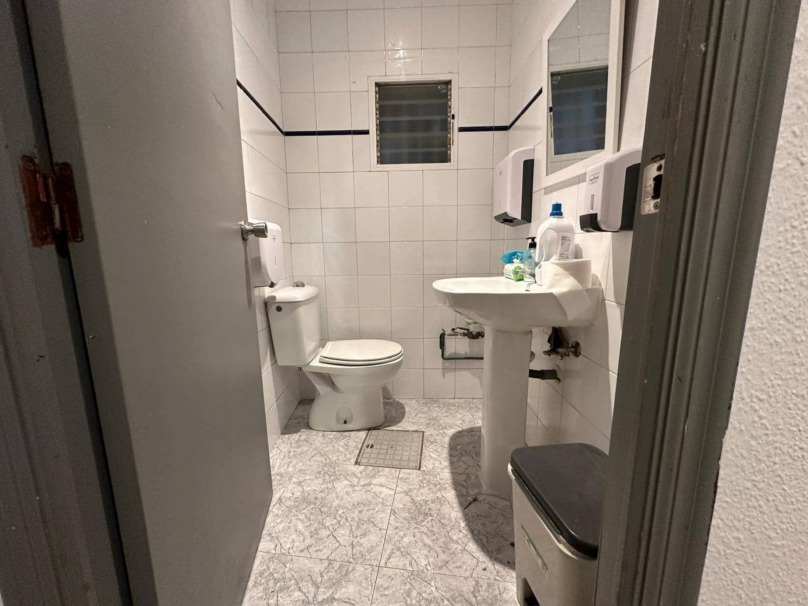 Erhverv til salg i Benidorm - € 315.000 (Ref: 9004882)