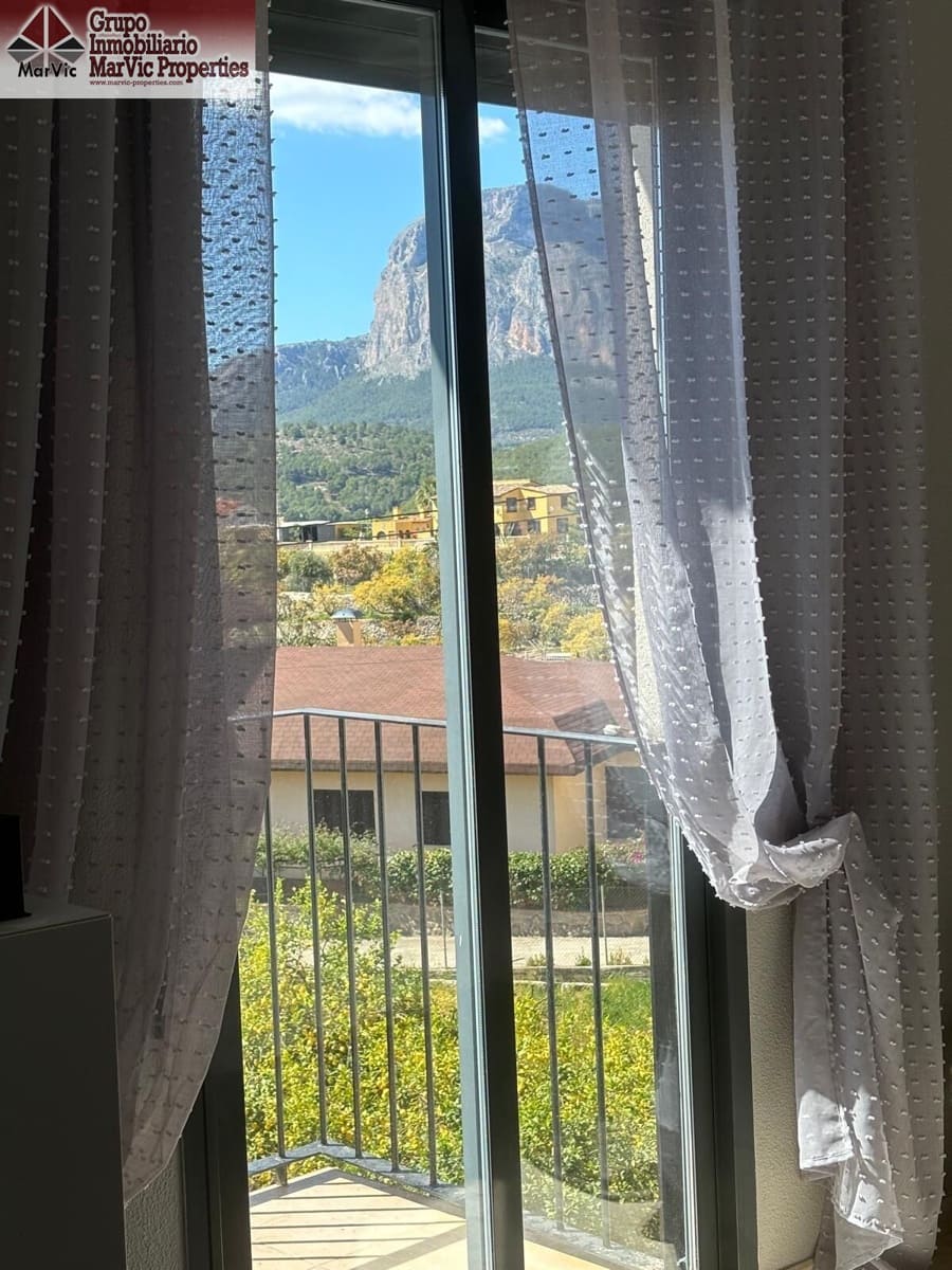 2 bedroom Townhouse for sale in Callosa d'En Sarria with garage - € 259,000 (Ref: 9014179)