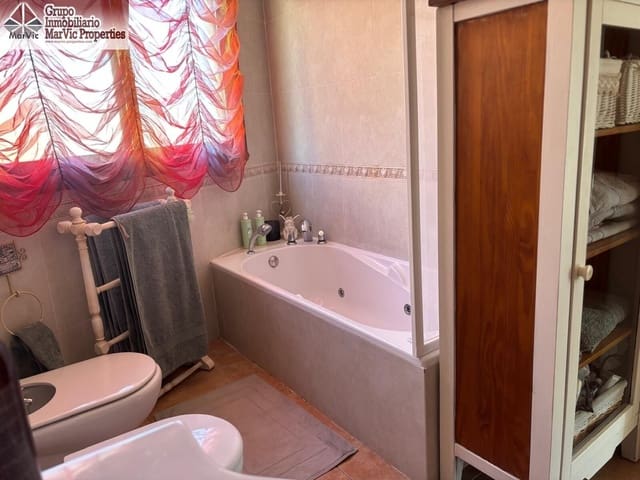 2 bedroom Townhouse for sale in Callosa d'En Sarrià with garage - € 259,000 (Ref: 9014179)