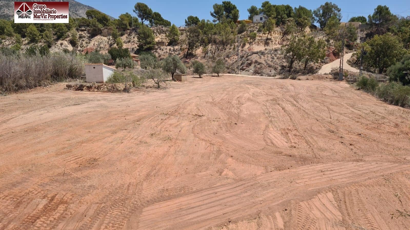 Grunde uden byggetilladelser til salg i Finestrat - € 64.000 (Ref: 9023320)