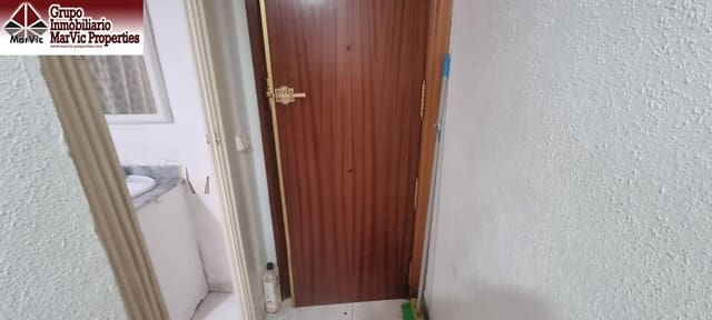 Studio na sprzedaż w Benidorm z basenem - 79 000 € (Ref: 9031619)