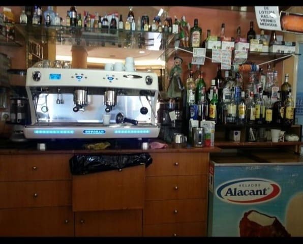 Azienda in vendita in Elche / Elx - 23.000 € (Rif: 9048833)