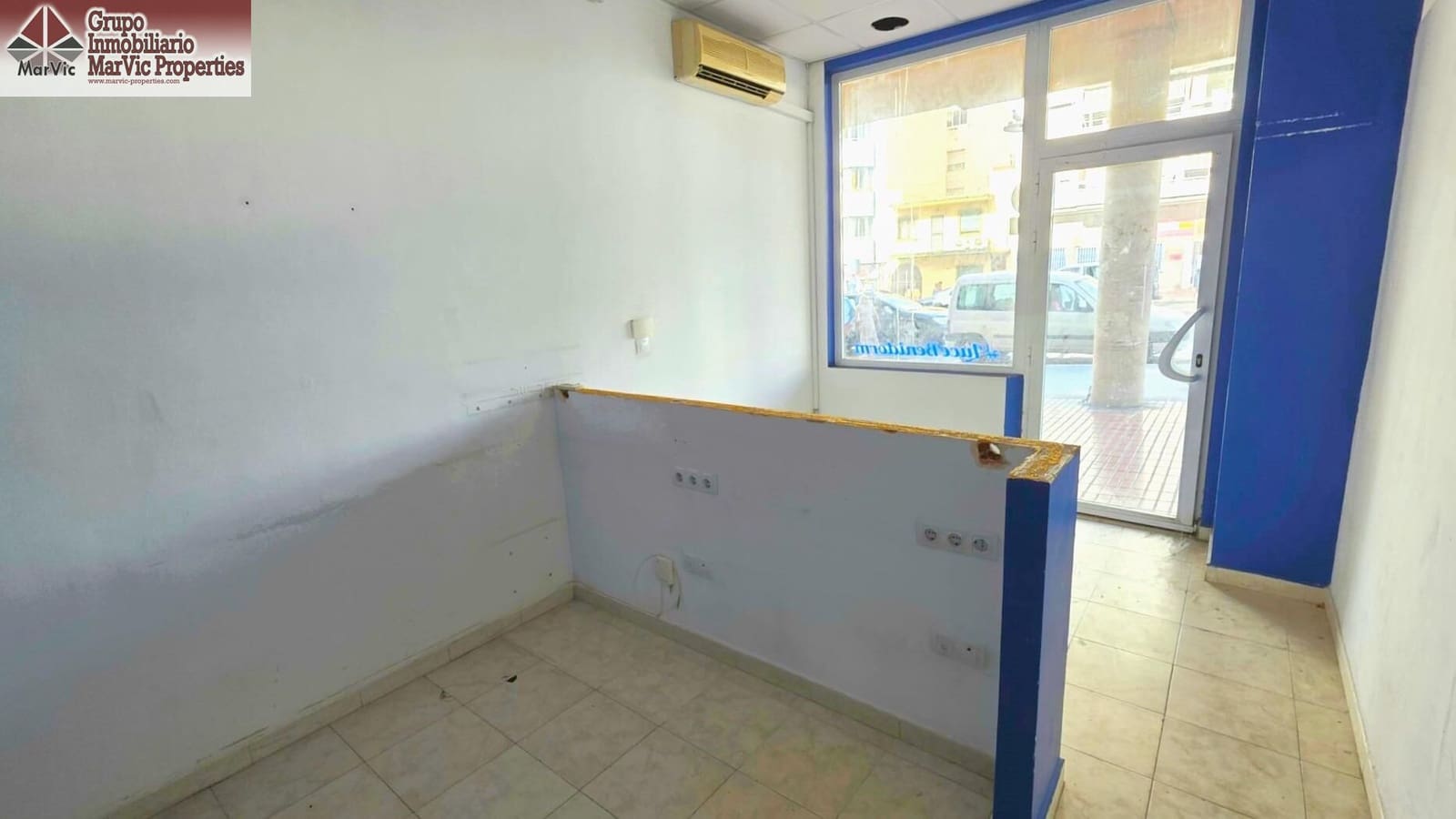 Commercial for sale in Benidorm - € 99,500 (Ref: 9059396)