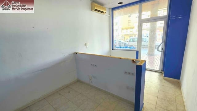Commercial for sale in Colonia Madrid, Benidorm - € 99,500 (Ref: 9059396)