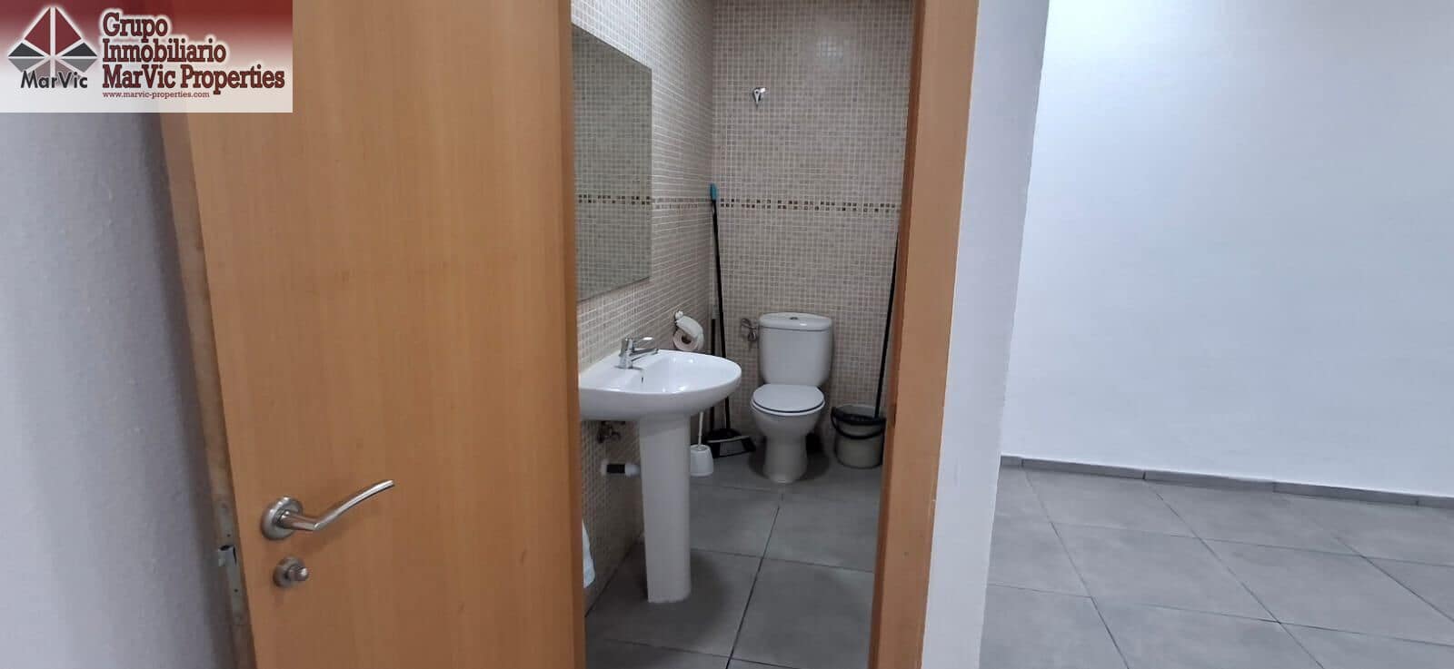 Erhverv til salg i Benidorm - € 175.000 (Ref: 9073434)