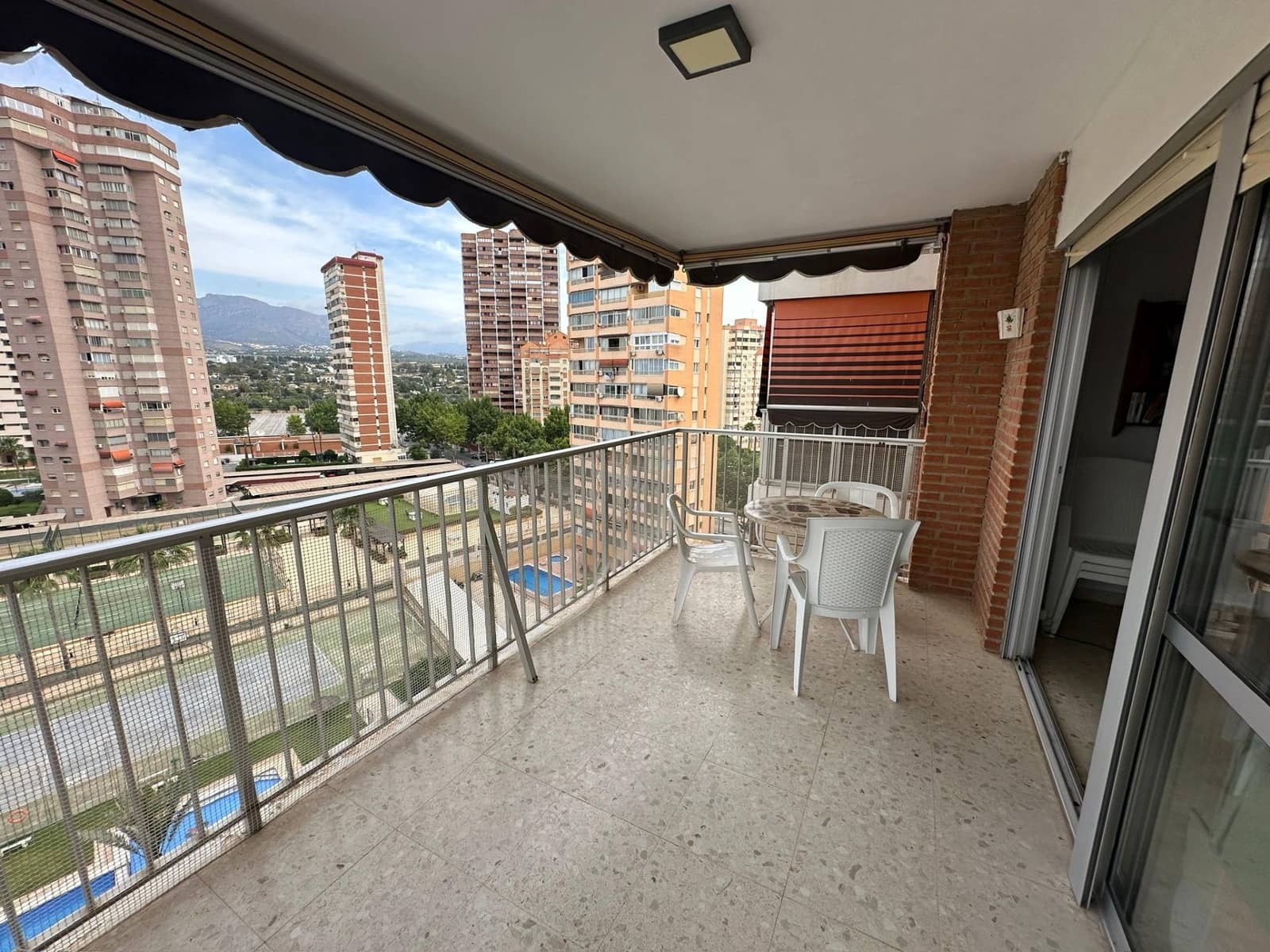 3 soverom Leilighet til salgs i Benidorm med svømmebasseng garasje - € 285 000 (Ref: 9073436)