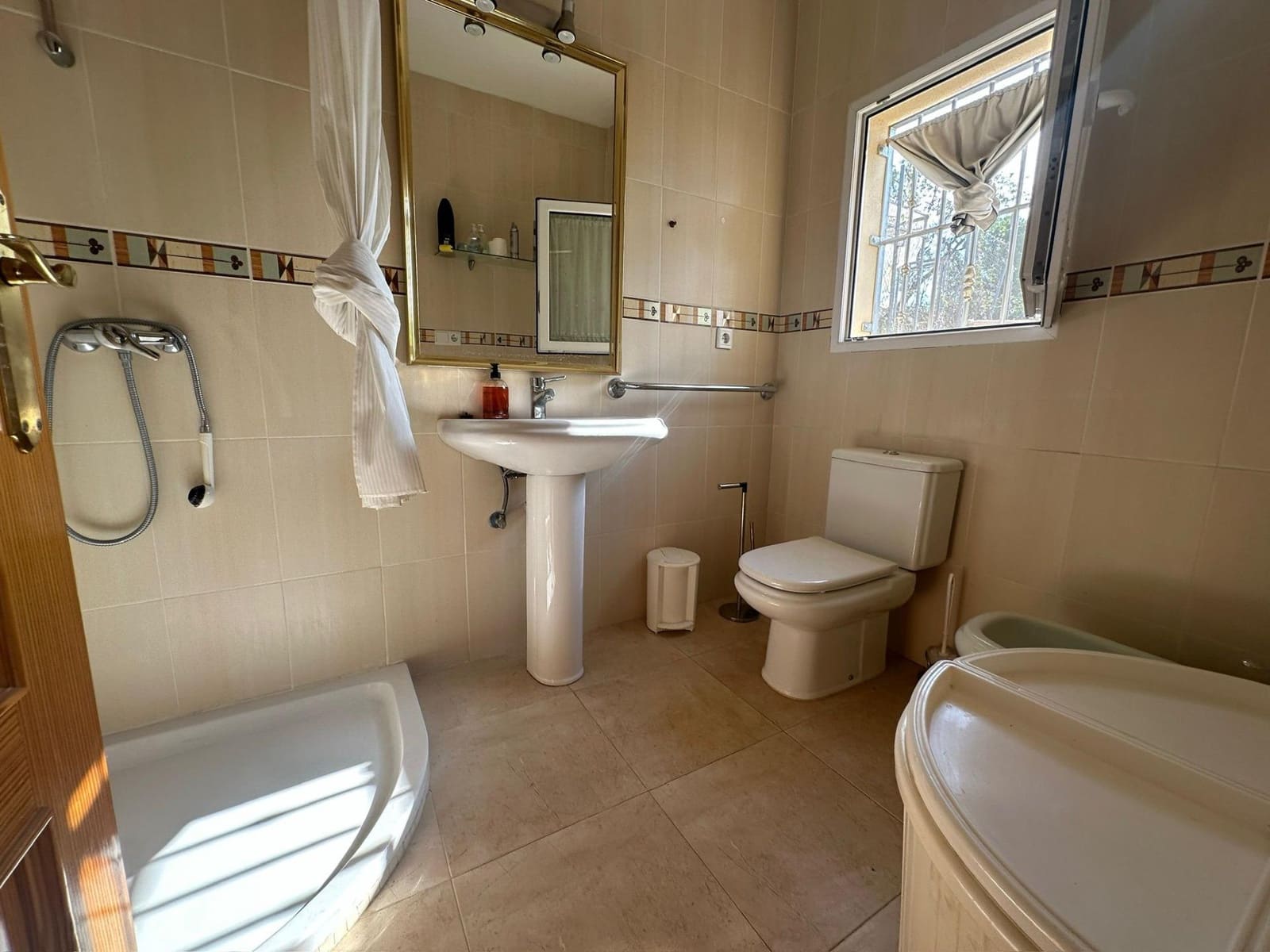 3 soveværelse Villa til salg i La Nucia med swimmingpool garage - € 595.000 (Ref: 9075138)