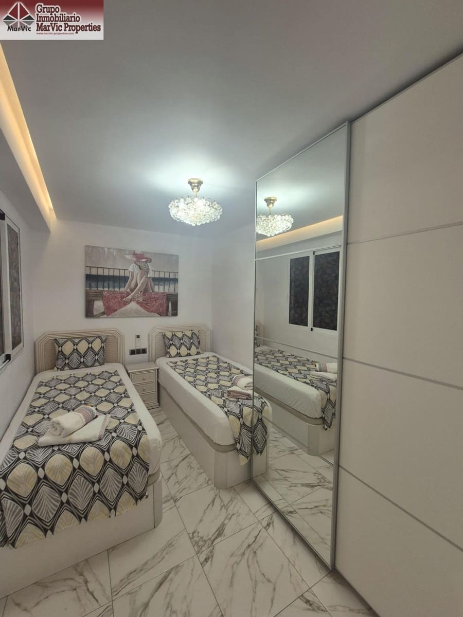 2 soveværelse Lejlighed til salg i Benidorm - € 490.000 (Ref: 9089829)