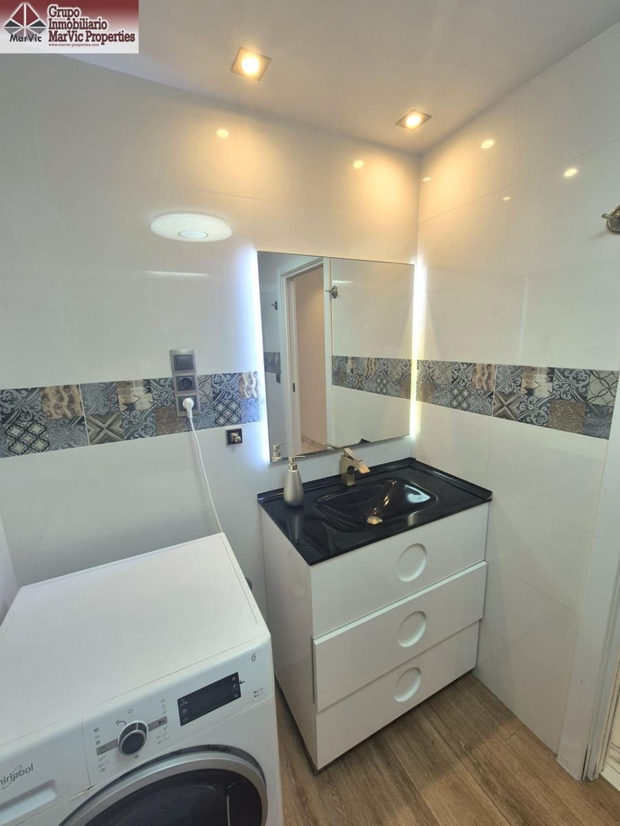 2 soveværelse Lejlighed til salg i Benidorm - € 490.000 (Ref: 9089829)