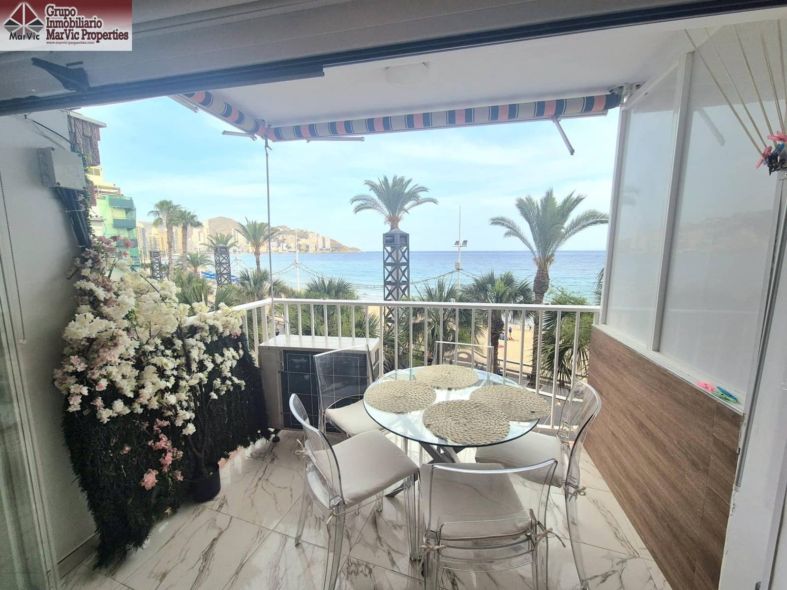 2 soveværelse Lejlighed til salg i Benidorm - € 490.000 (Ref: 9089829)