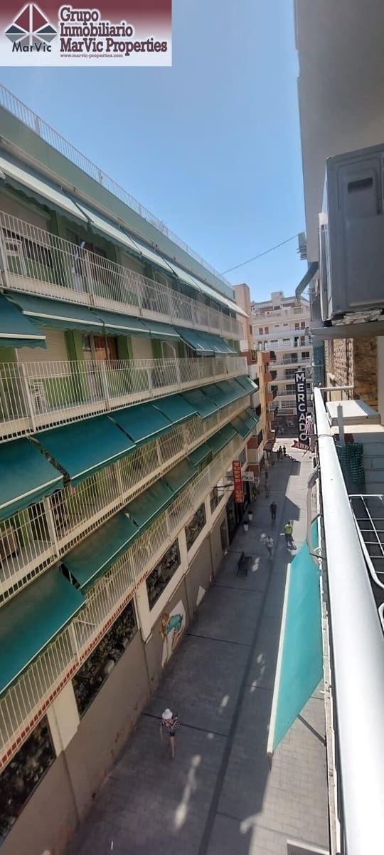 2 bedroom Flat for sale in Benidorm - € 162,000 (Ref: 9107140)