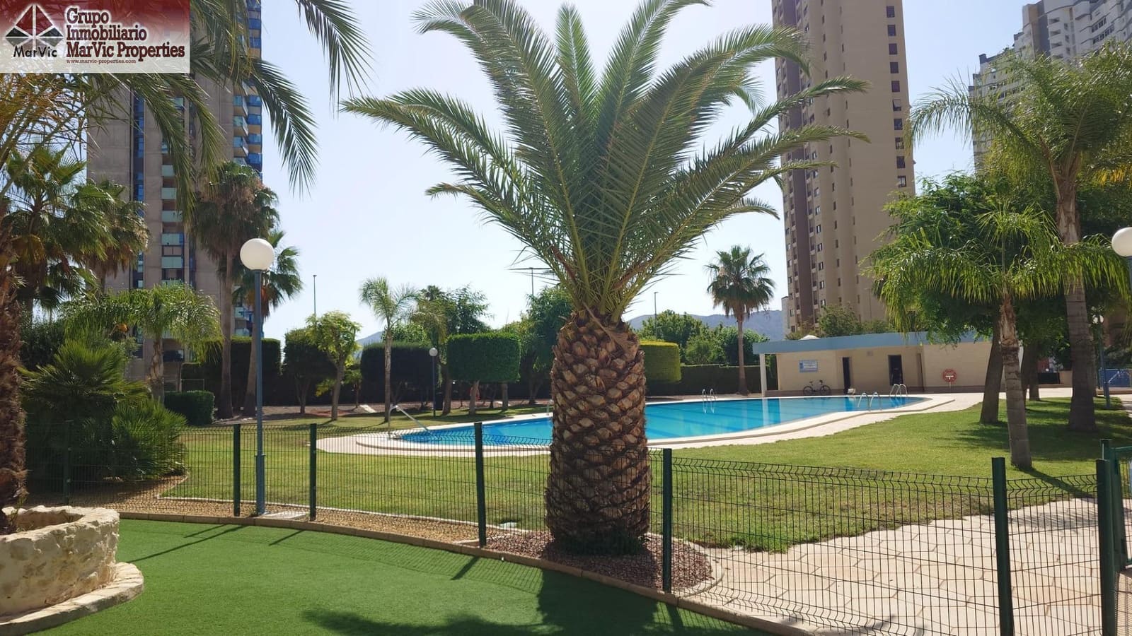 3 Zimmer Wohnung zu verkaufen in Benidorm mit Pool Garage - 365.000 € (Ref: 9108709)