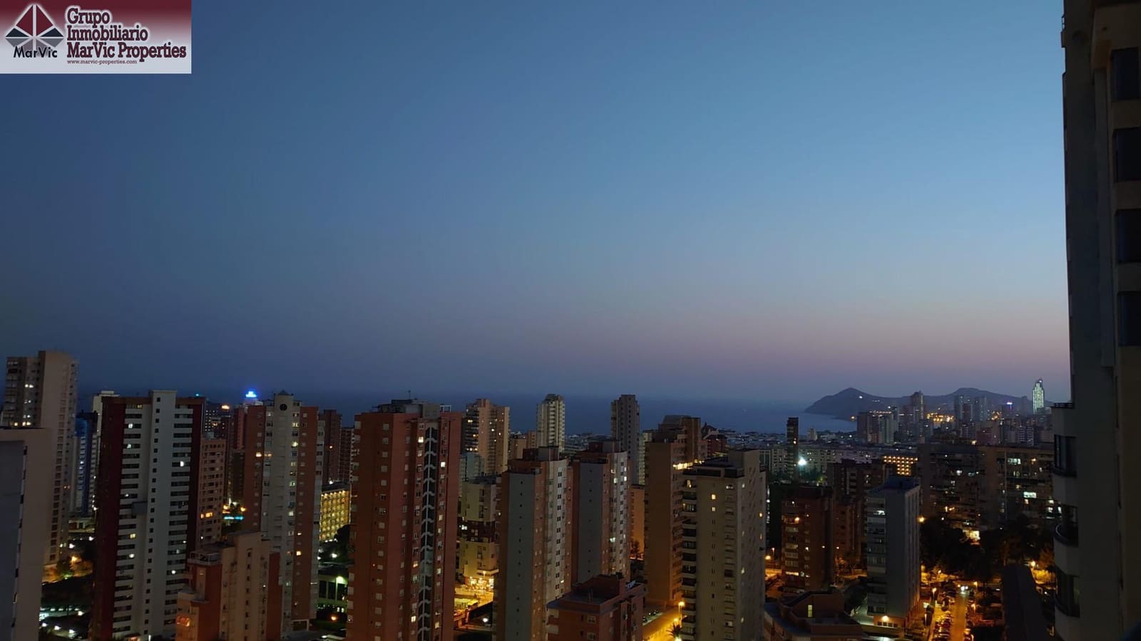 3 Zimmer Wohnung zu verkaufen in Benidorm mit Pool Garage - 365.000 € (Ref: 9108709)