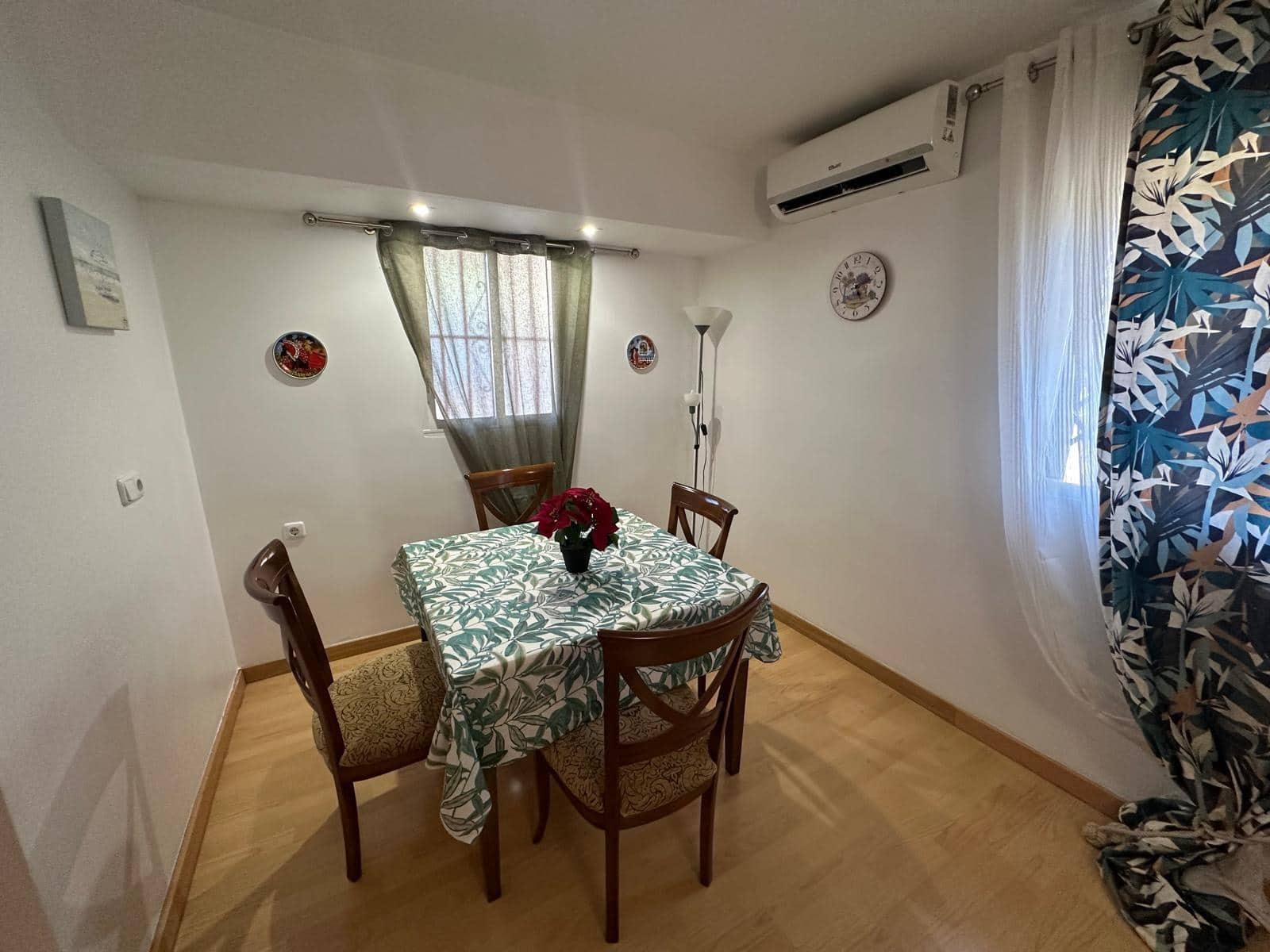 2 soveværelse Lejlighed til salg i Benidorm med swimmingpool garage - € 205.000 (Ref: 9108711)