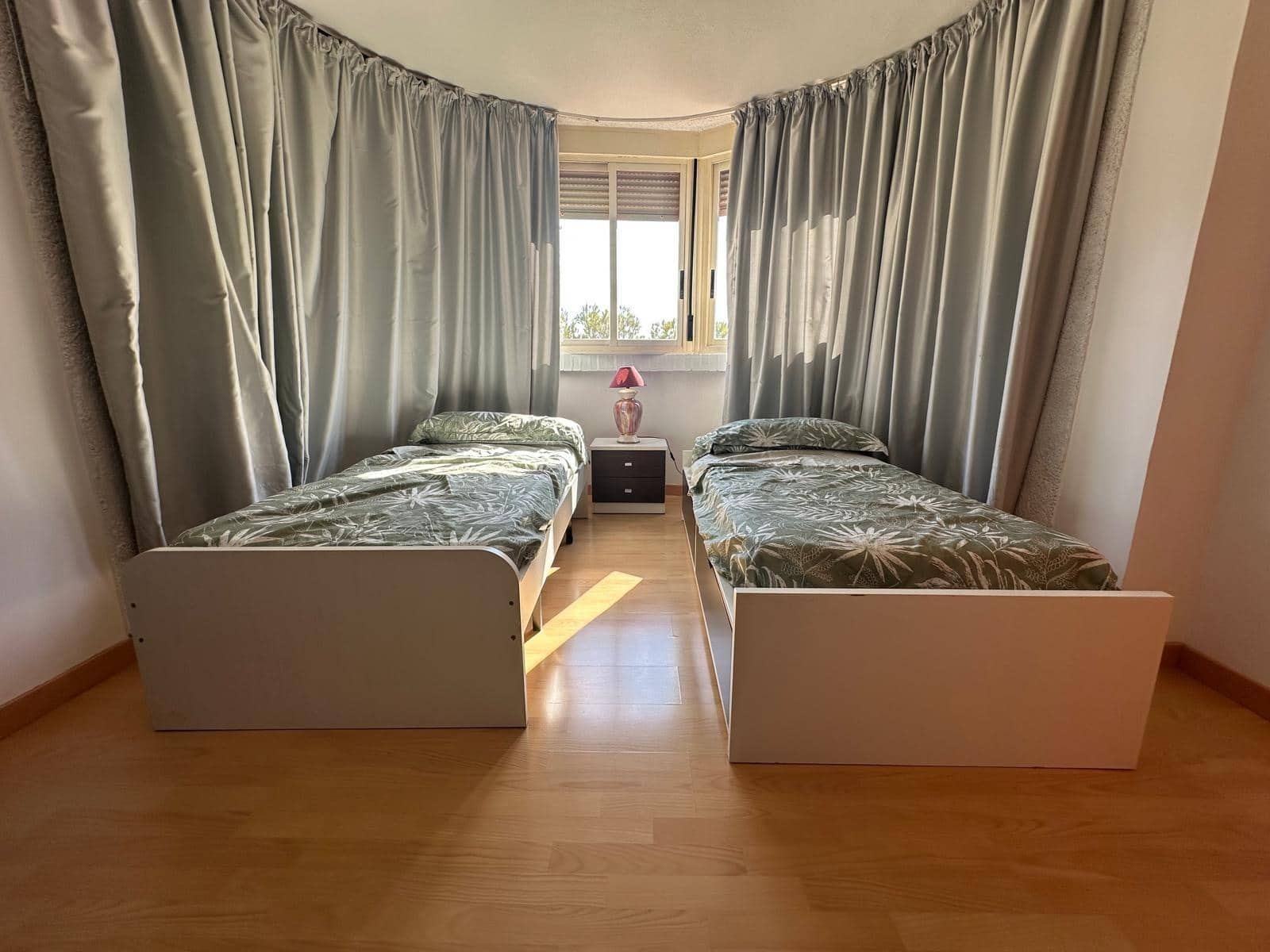 2 soveværelse Lejlighed til salg i Benidorm med swimmingpool garage - € 205.000 (Ref: 9108711)