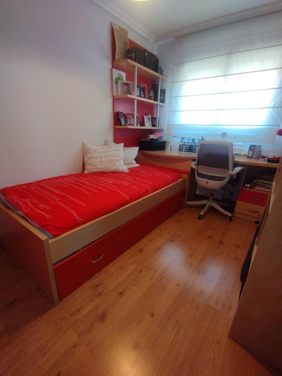 4 soveværelse Rækkehus til salg i La Nucia med garage - € 320.000 (Ref: 9125111)