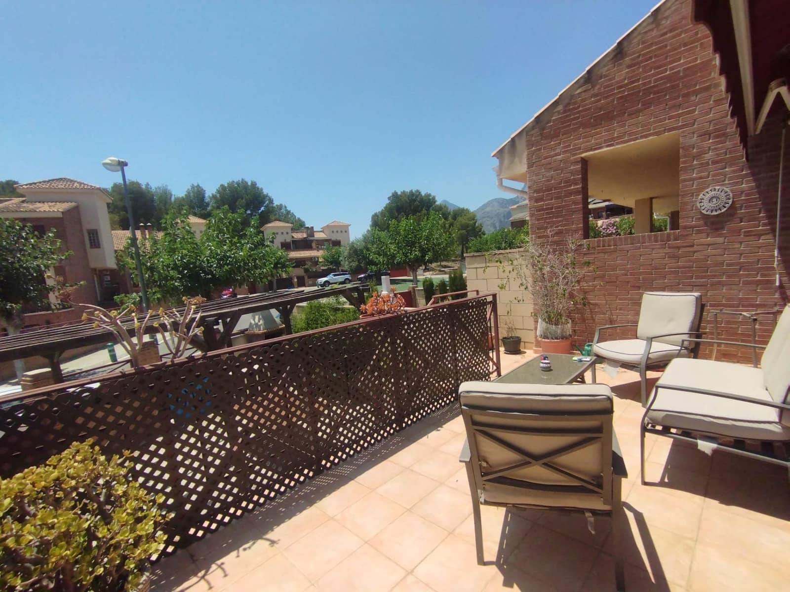 4 soveværelse Rækkehus til salg i La Nucia med garage - € 320.000 (Ref: 9125111)