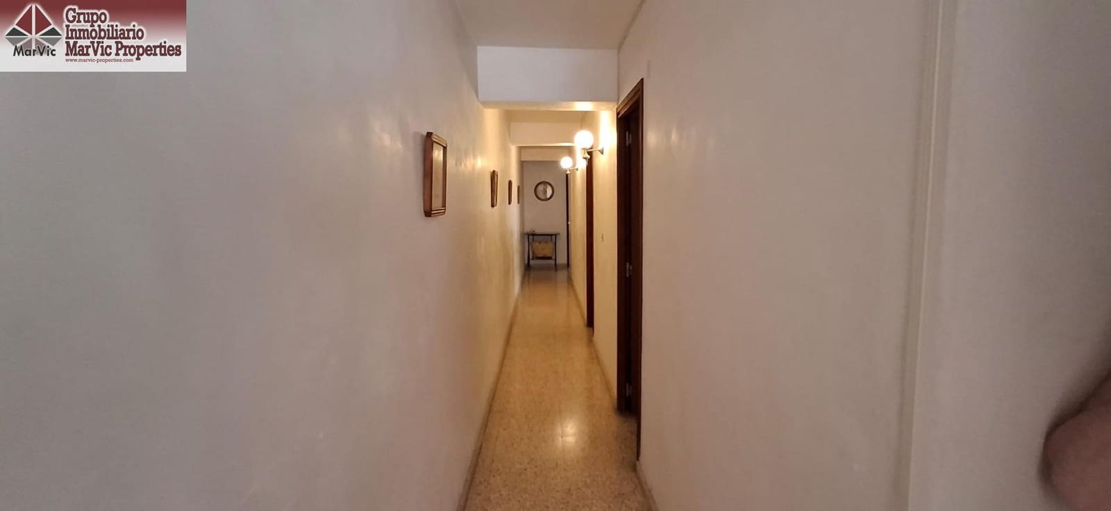 4 bedroom Flat for sale in La Villajoyosa / Vila Joiosa - € 240,000 (Ref: 9129762)