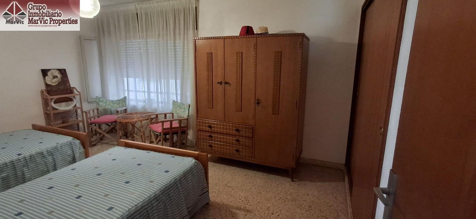 4 bedroom Flat for sale in La Villajoyosa / Vila Joiosa - € 240,000 (Ref: 9129762)