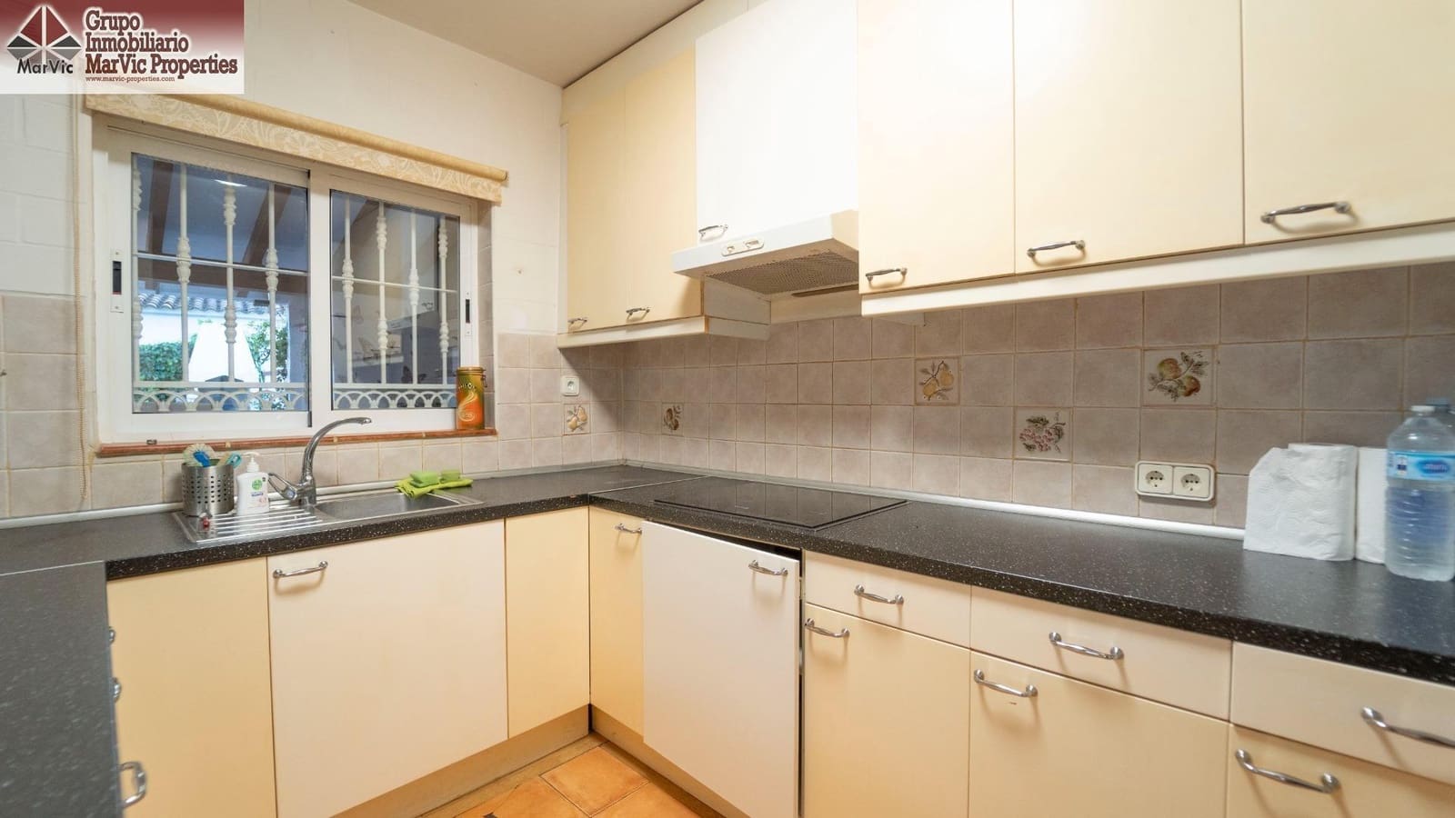 2 soveværelse Semi-Rækkehus til leje i Barranco Hondo - € 1.150 (Ref: 9129764)