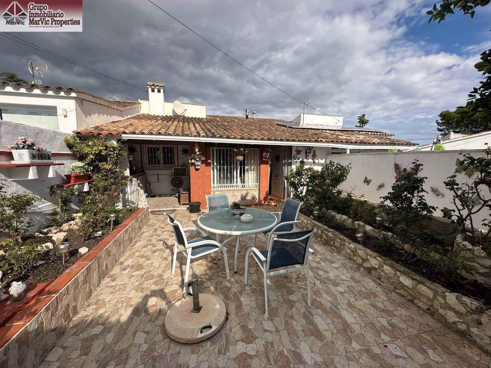 2 soveværelse Semi-Rækkehus til leje i Barranco Hondo - € 1.150 (Ref: 9129764)