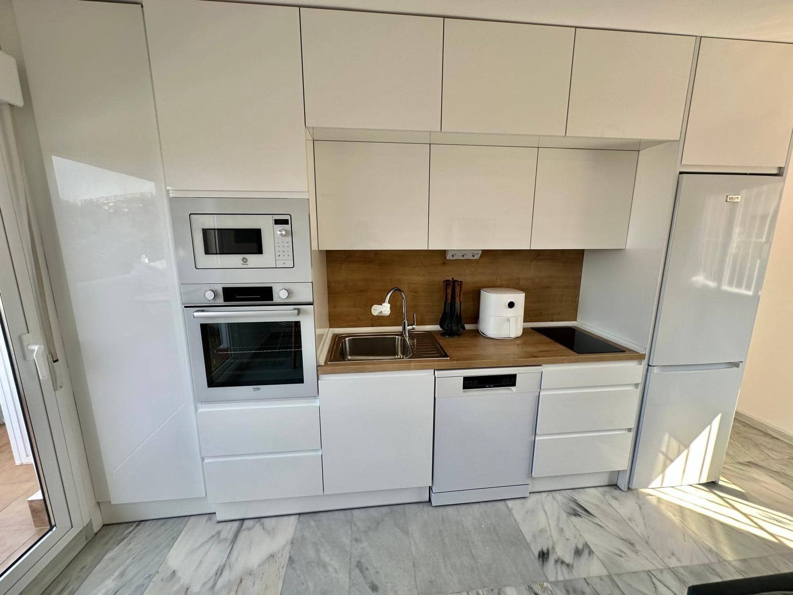 2 makuuhuone Huoneisto myytävänä paikassa Benidorm mukana uima-altaan - 268 000 € (Ref: 9142899)