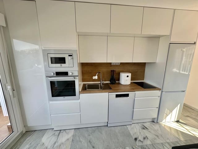 2 makuuhuone Huoneisto myytävänä paikassa Benidorm mukana uima-altaan - 268 000 € (Ref: 9142899)