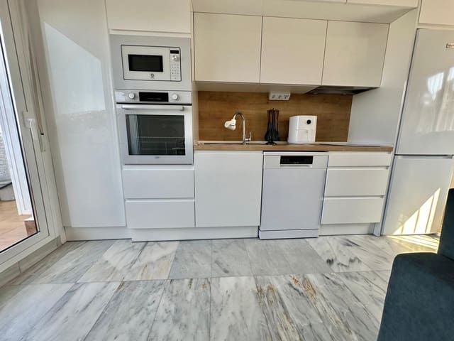 2 makuuhuone Huoneisto myytävänä paikassa Benidorm mukana uima-altaan - 268 000 € (Ref: 9142899)